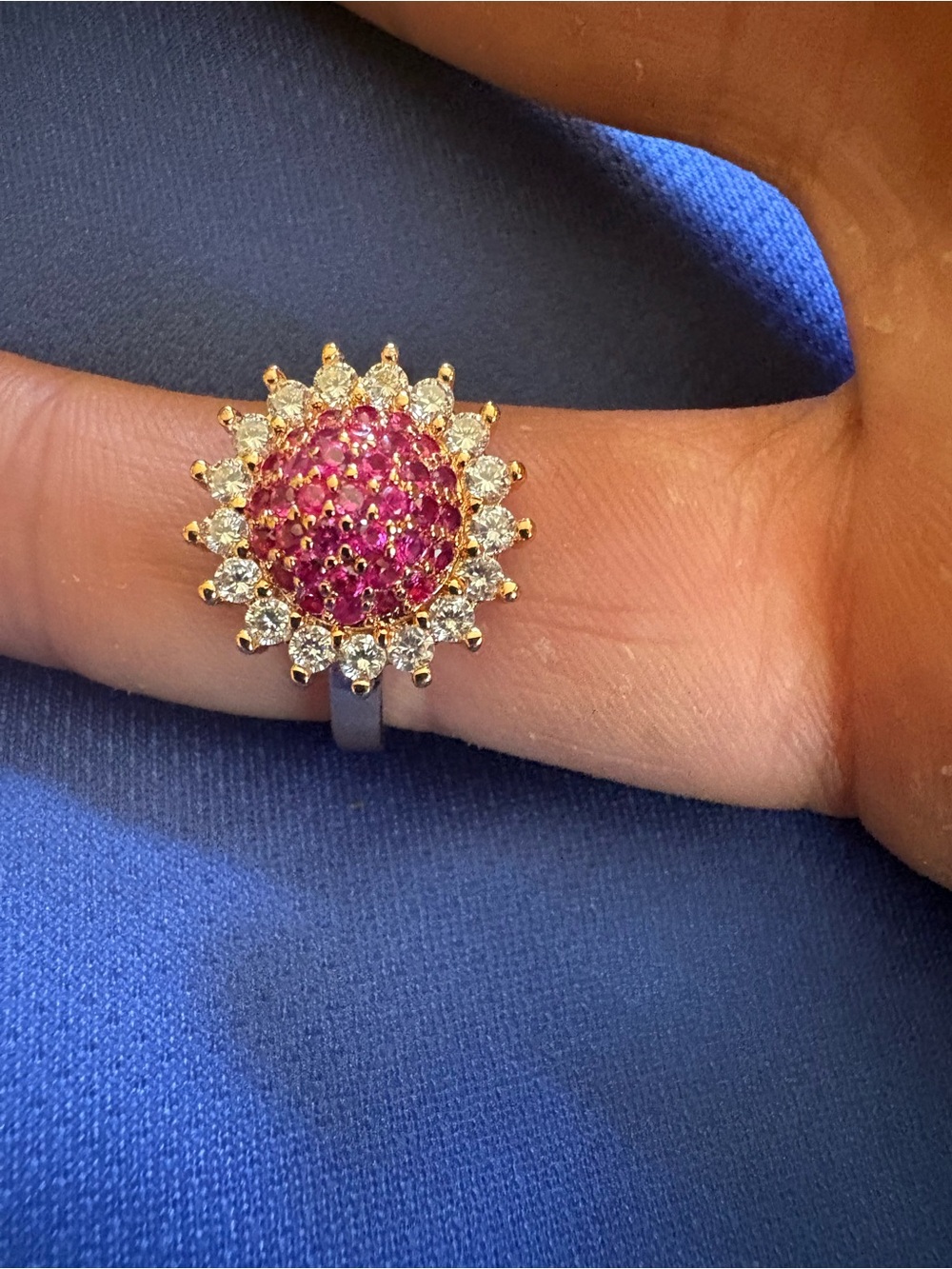 Vintage gold ruby crystal flower ring